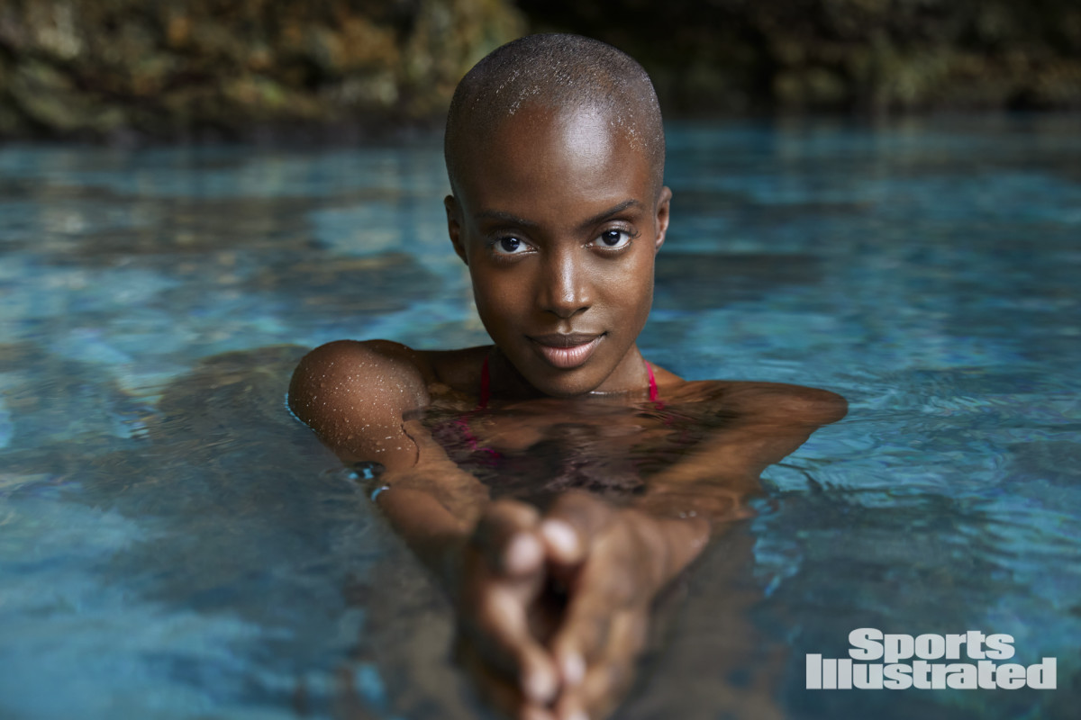 JM_SISWIM_DR_MADISIN_BRADLEY_09_205_WMweb